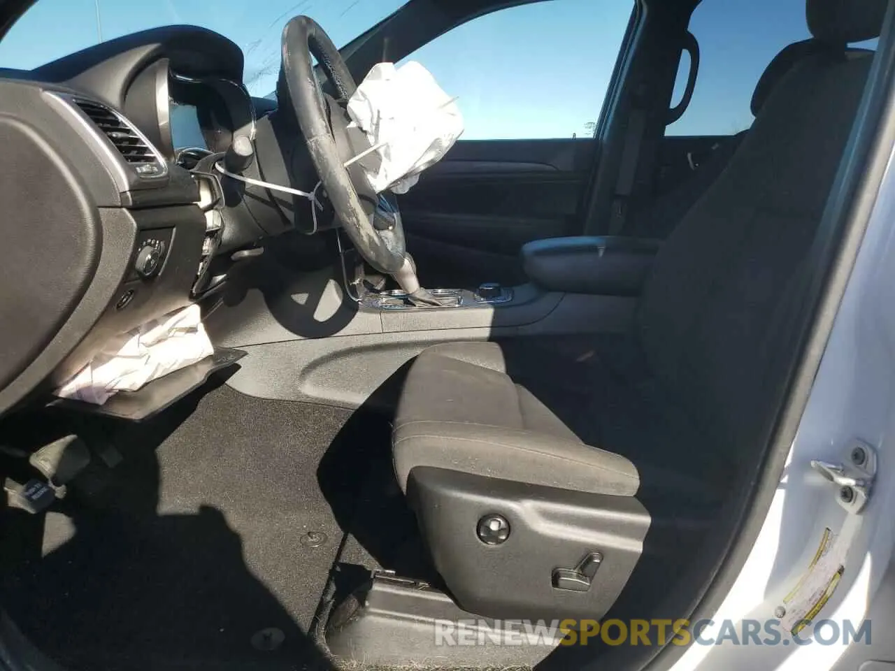 7 Photograph of a damaged car 1C4RJFAG6KC642937 JEEP GRAND CHER 2019