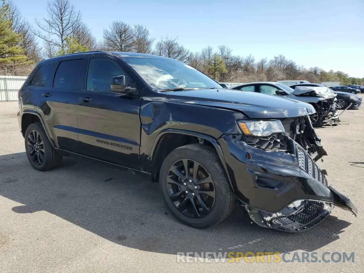 4 Photograph of a damaged car 1C4RJFAG6KC810138 JEEP GRAND CHER 2019