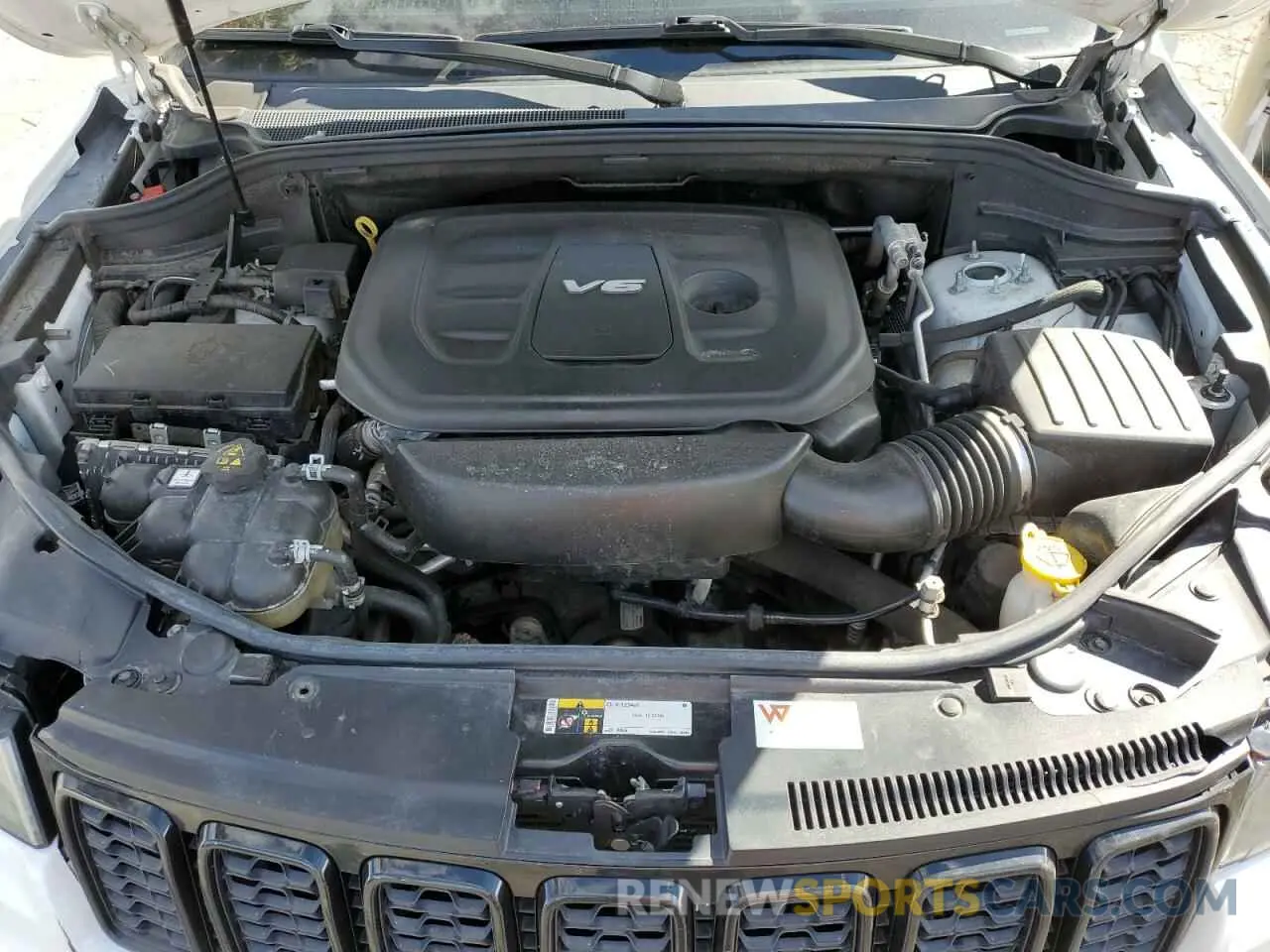 14 Photograph of a damaged car 1C4RJFAG7KC537517 JEEP GRAND CHER 2019