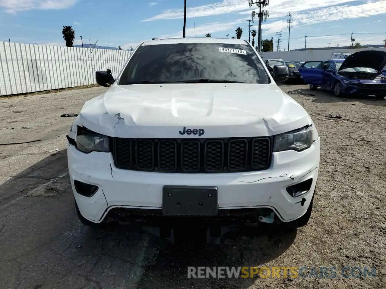 5 Photograph of a damaged car 1C4RJFAG7KC537517 JEEP GRAND CHER 2019