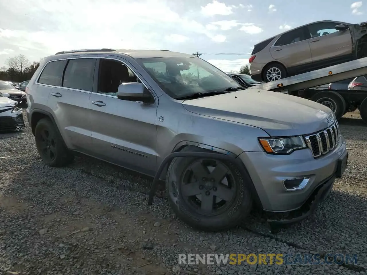 4 Photograph of a damaged car 1C4RJFAG7KC581663 JEEP GRAND CHER 2019