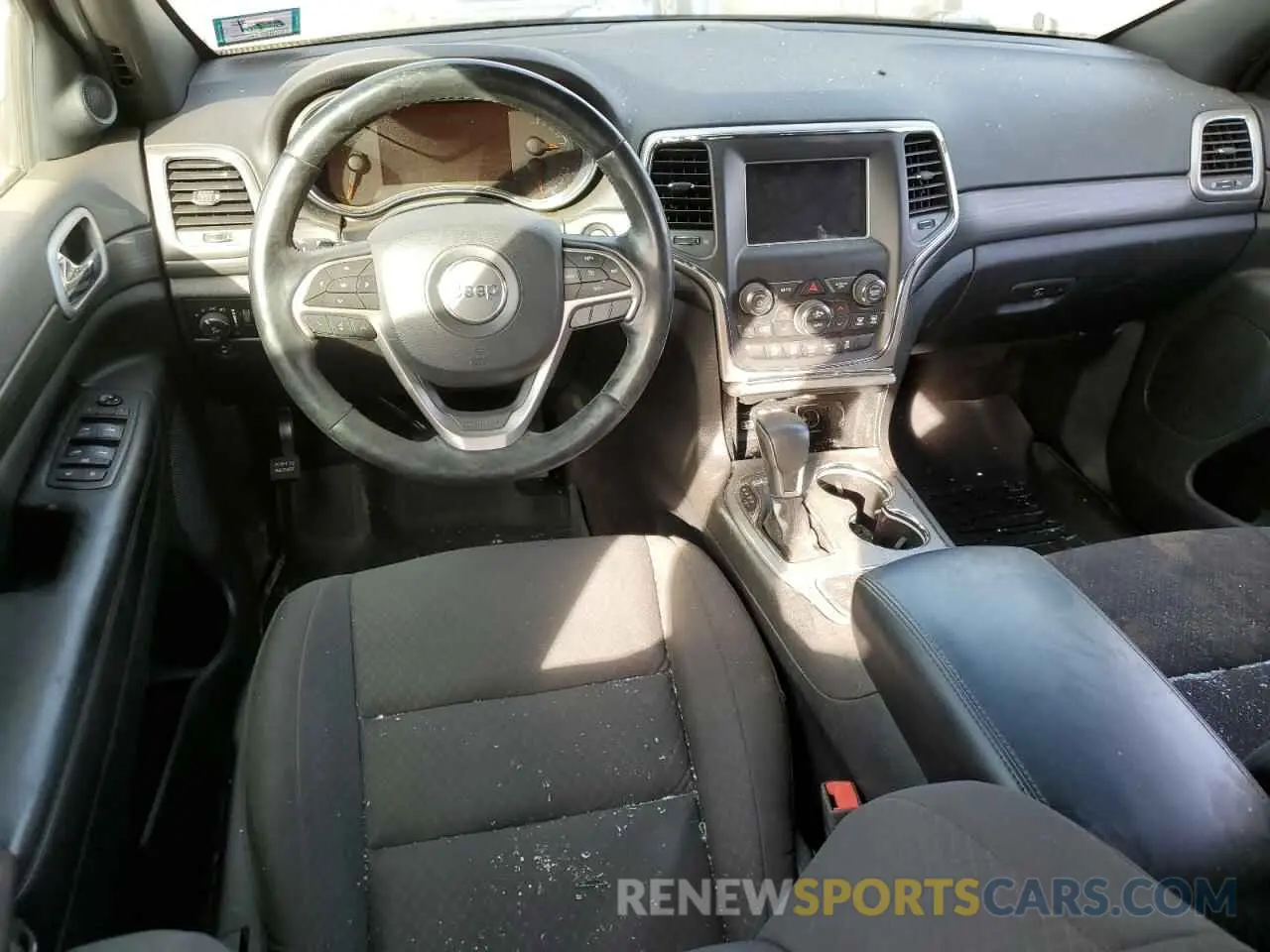 8 Photograph of a damaged car 1C4RJFAG7KC581663 JEEP GRAND CHER 2019