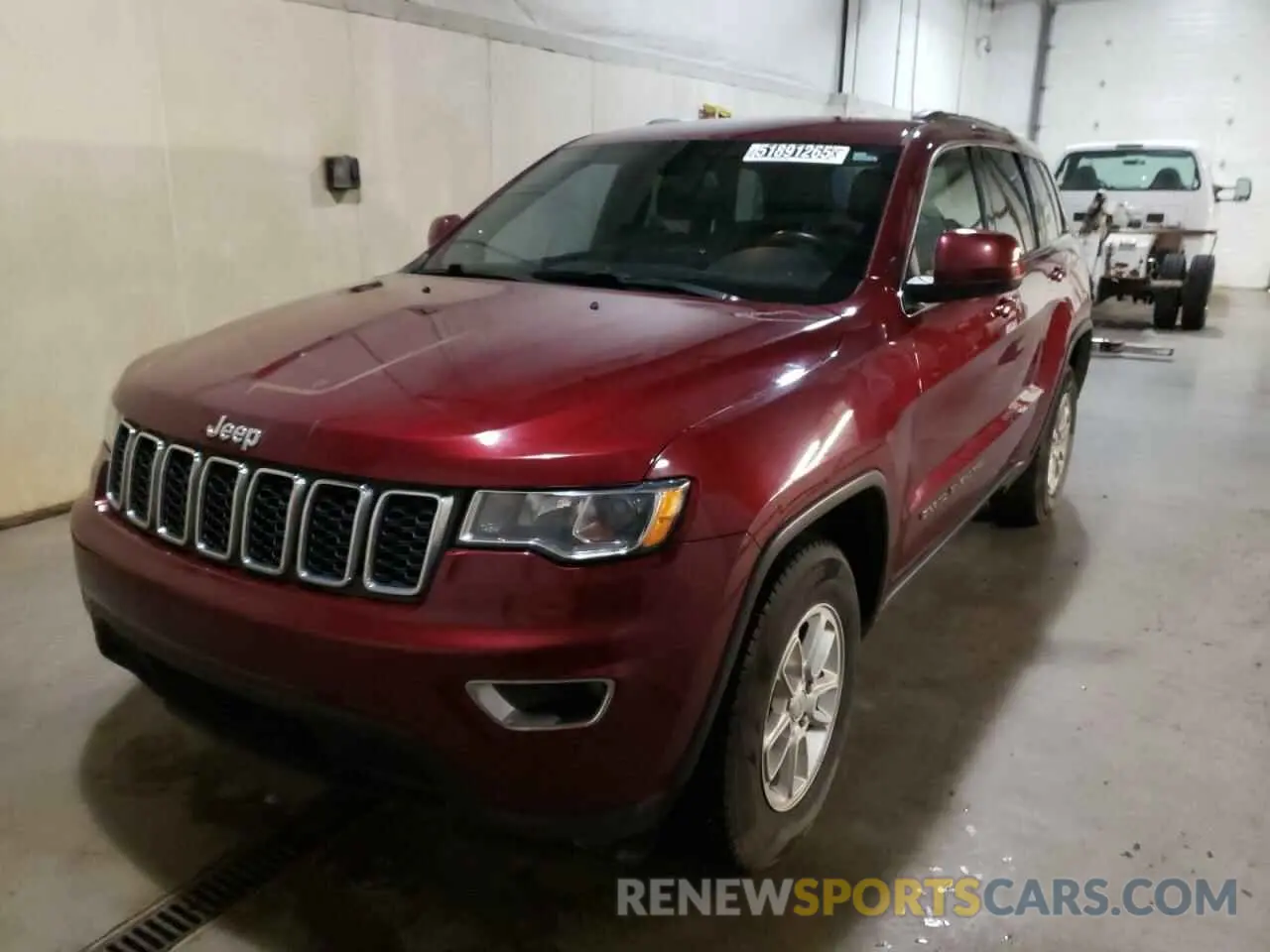 1 Photograph of a damaged car 1C4RJFAG8KC758253 JEEP GRAND CHER 2019