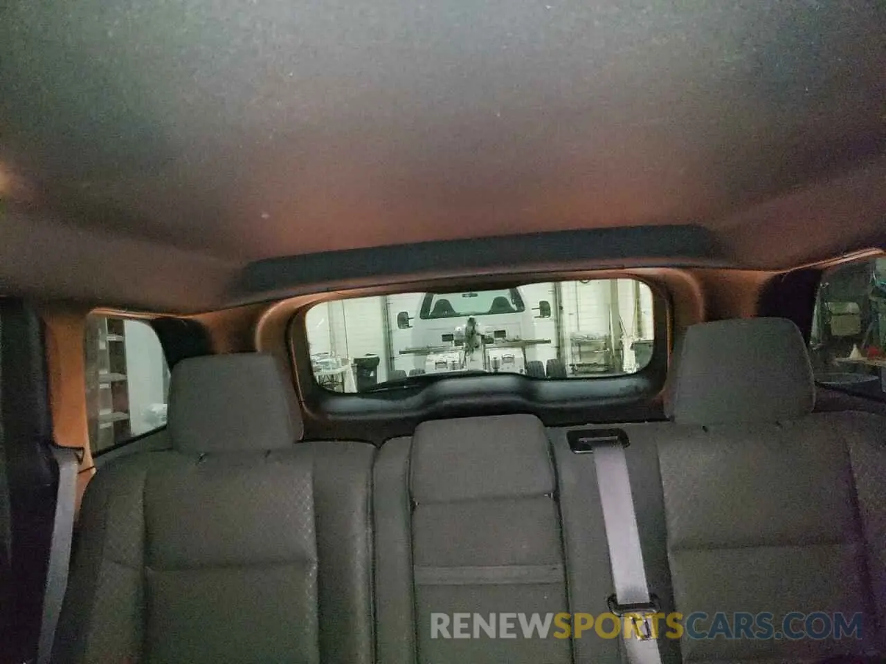 10 Photograph of a damaged car 1C4RJFAG8KC758253 JEEP GRAND CHER 2019
