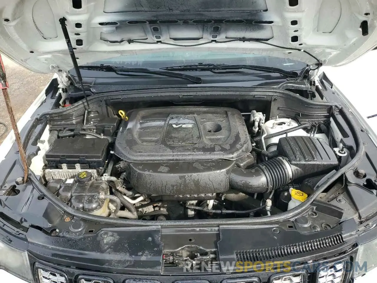 12 Photograph of a damaged car 1C4RJFAG9KC566405 JEEP GRAND CHER 2019