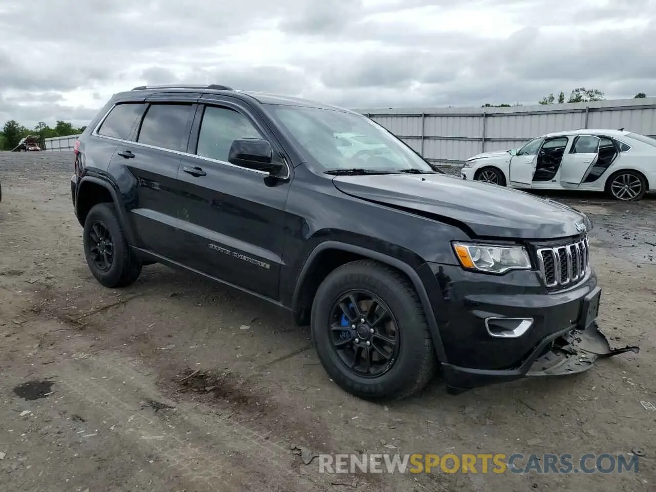 4 Photograph of a damaged car 1C4RJFAG9KC762750 JEEP GRAND CHER 2019