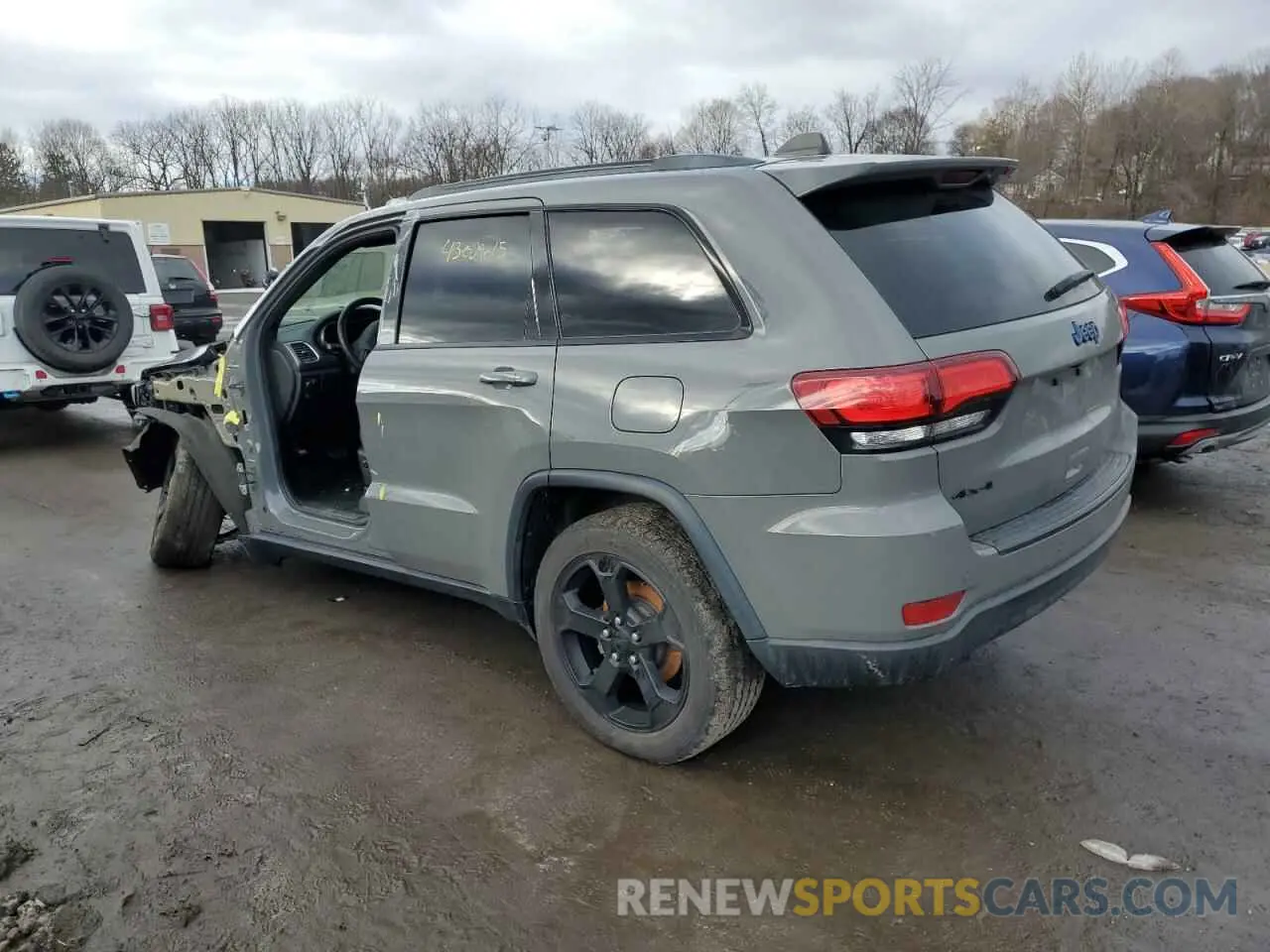 2 Photograph of a damaged car 1C4RJFAG9KC818833 JEEP GRAND CHER 2019