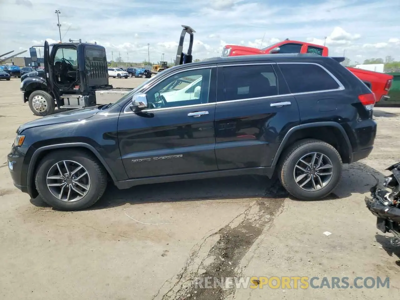 2 Фотография поврежденного автомобиля 1C4RJFBG0KC538913 JEEP GRAND CHER 2019