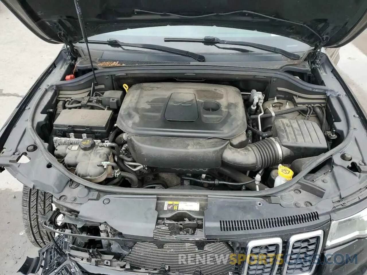 12 Photograph of a damaged car 1C4RJFBG0KC696863 JEEP GRAND CHER 2019