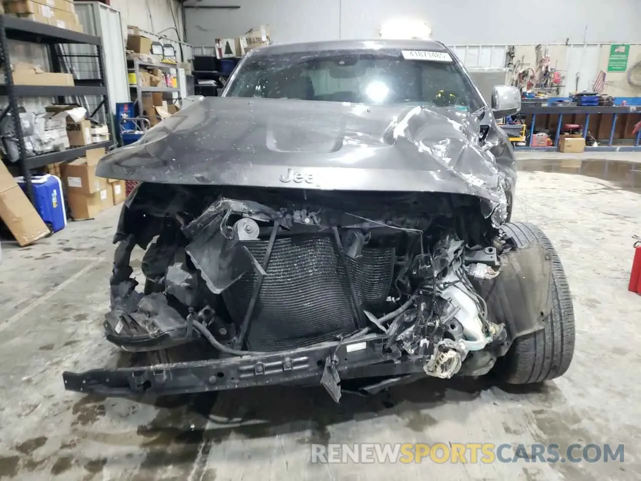 5 Photograph of a damaged car 1C4RJFBG0KC756804 JEEP GRAND CHER 2019