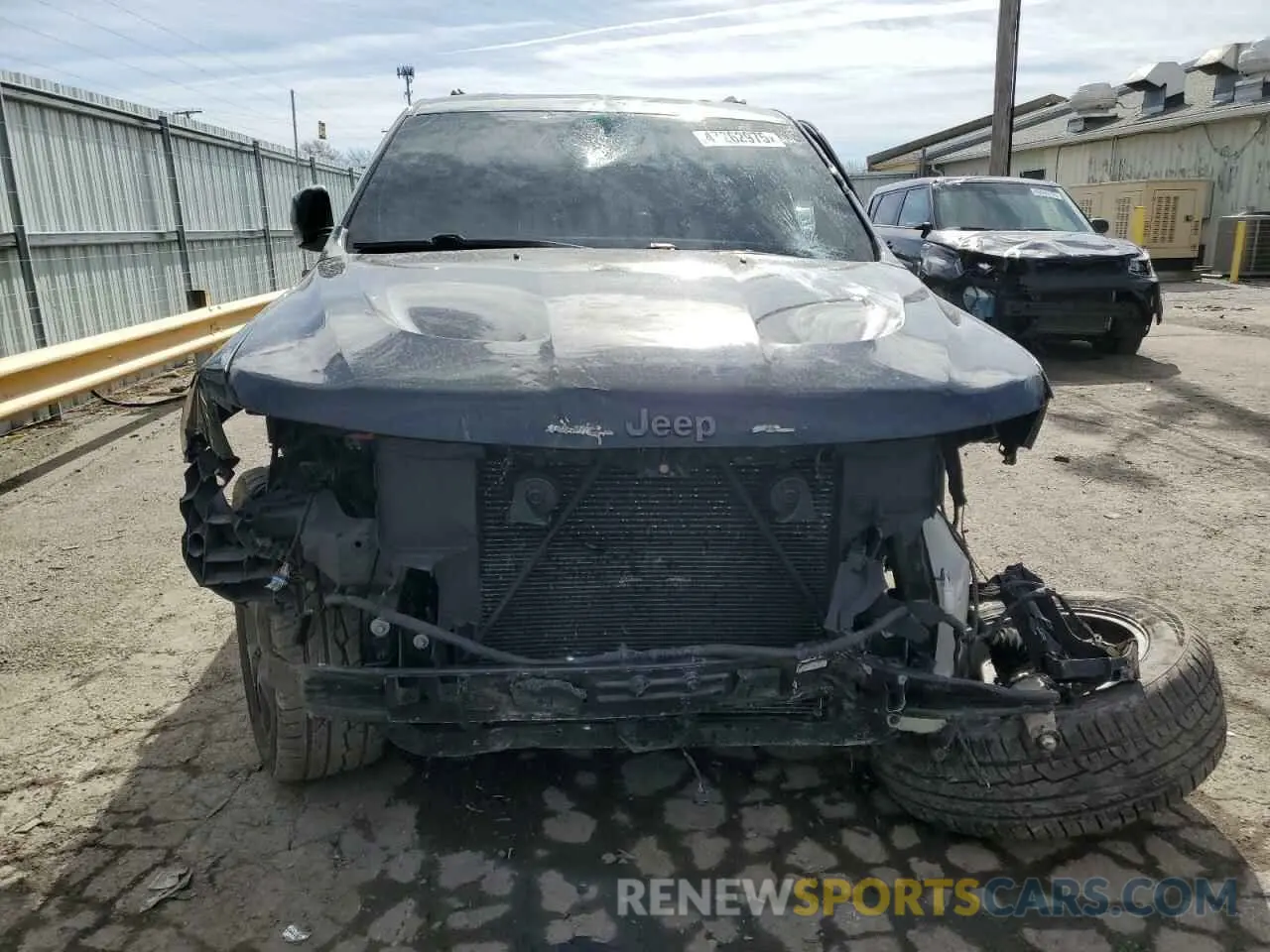 5 Photograph of a damaged car 1C4RJFBG0KC842789 JEEP GRAND CHER 2019
