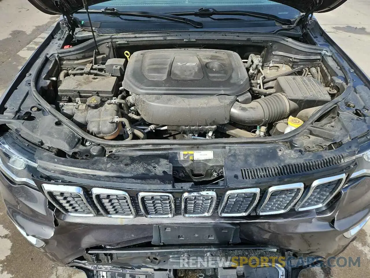 12 Фотография поврежденного автомобиля 1C4RJFBG4KC612317 JEEP GRAND CHER 2019
