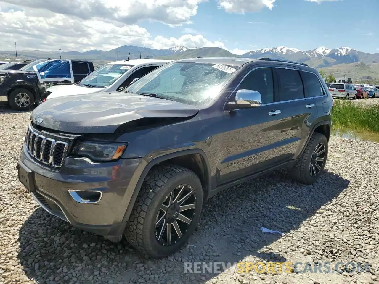 1 Photograph of a damaged car 1C4RJFBG4KC644877 JEEP GRAND CHER 2019