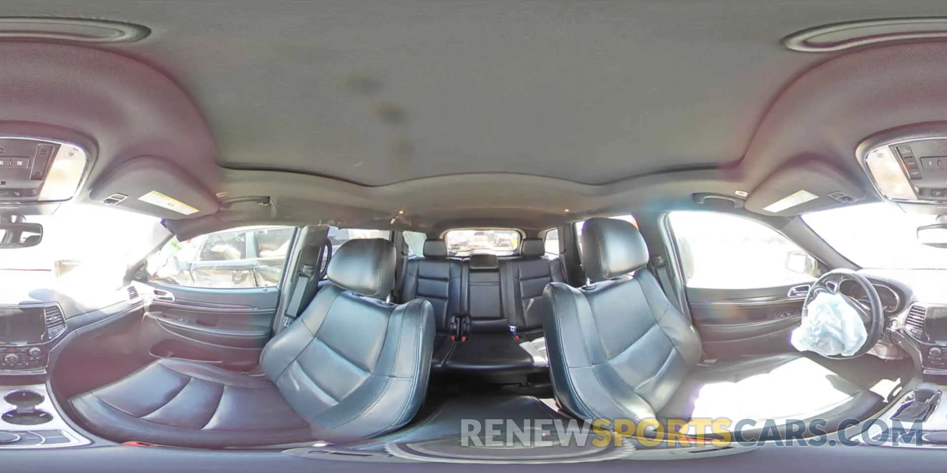 14 Photograph of a damaged car 1C4RJFBG4KC768969 JEEP GRAND CHER 2019