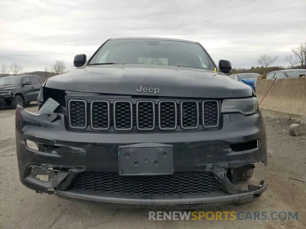 5 Photograph of a damaged car 1C4RJFBG5KC618191 JEEP GRAND CHER 2019
