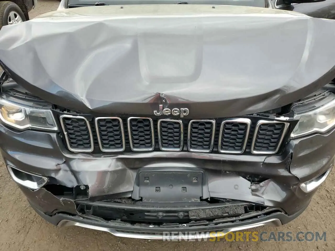 11 Фотография поврежденного автомобиля 1C4RJFBG6KC527639 JEEP GRAND CHER 2019