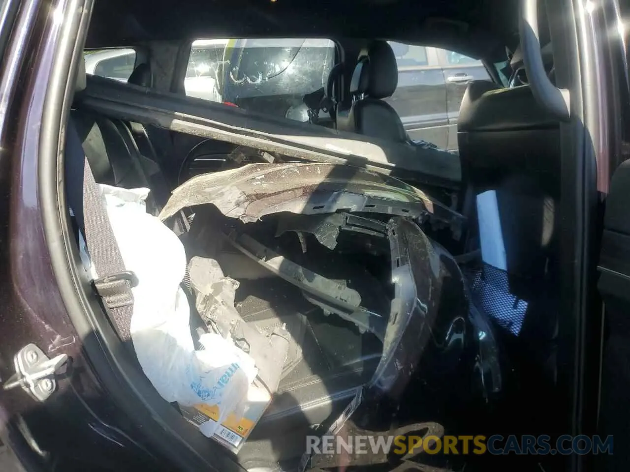 11 Photograph of a damaged car 1C4RJFBG6KC540598 JEEP GRAND CHER 2019