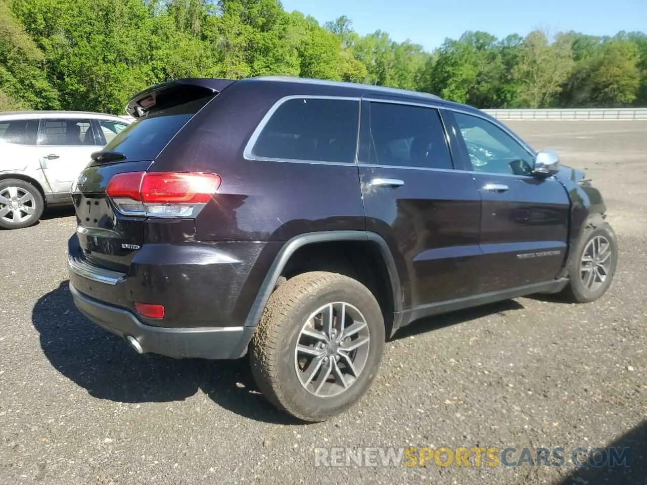 3 Photograph of a damaged car 1C4RJFBG6KC540598 JEEP GRAND CHER 2019