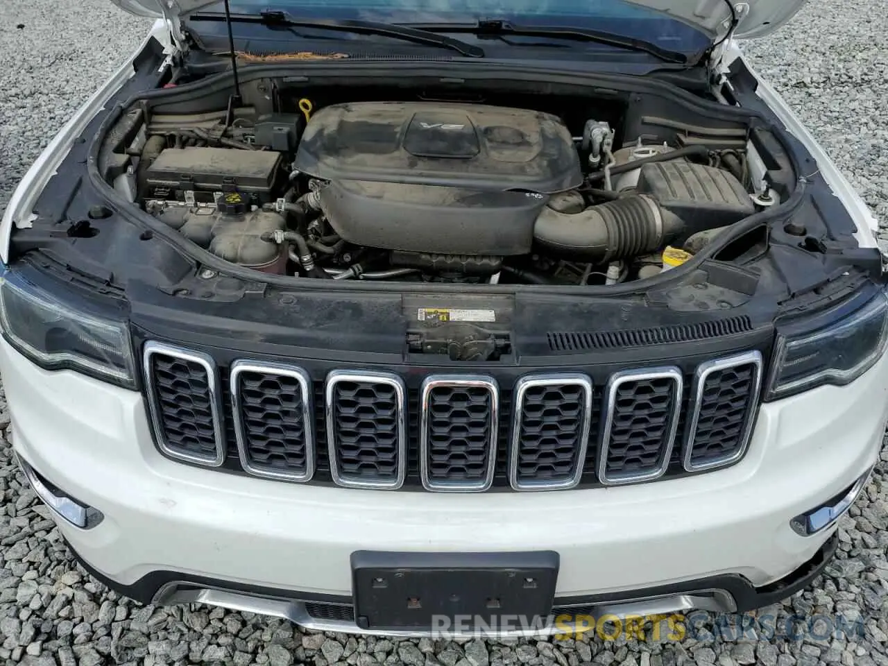 12 Photograph of a damaged car 1C4RJFBG7KC538990 JEEP GRAND CHER 2019