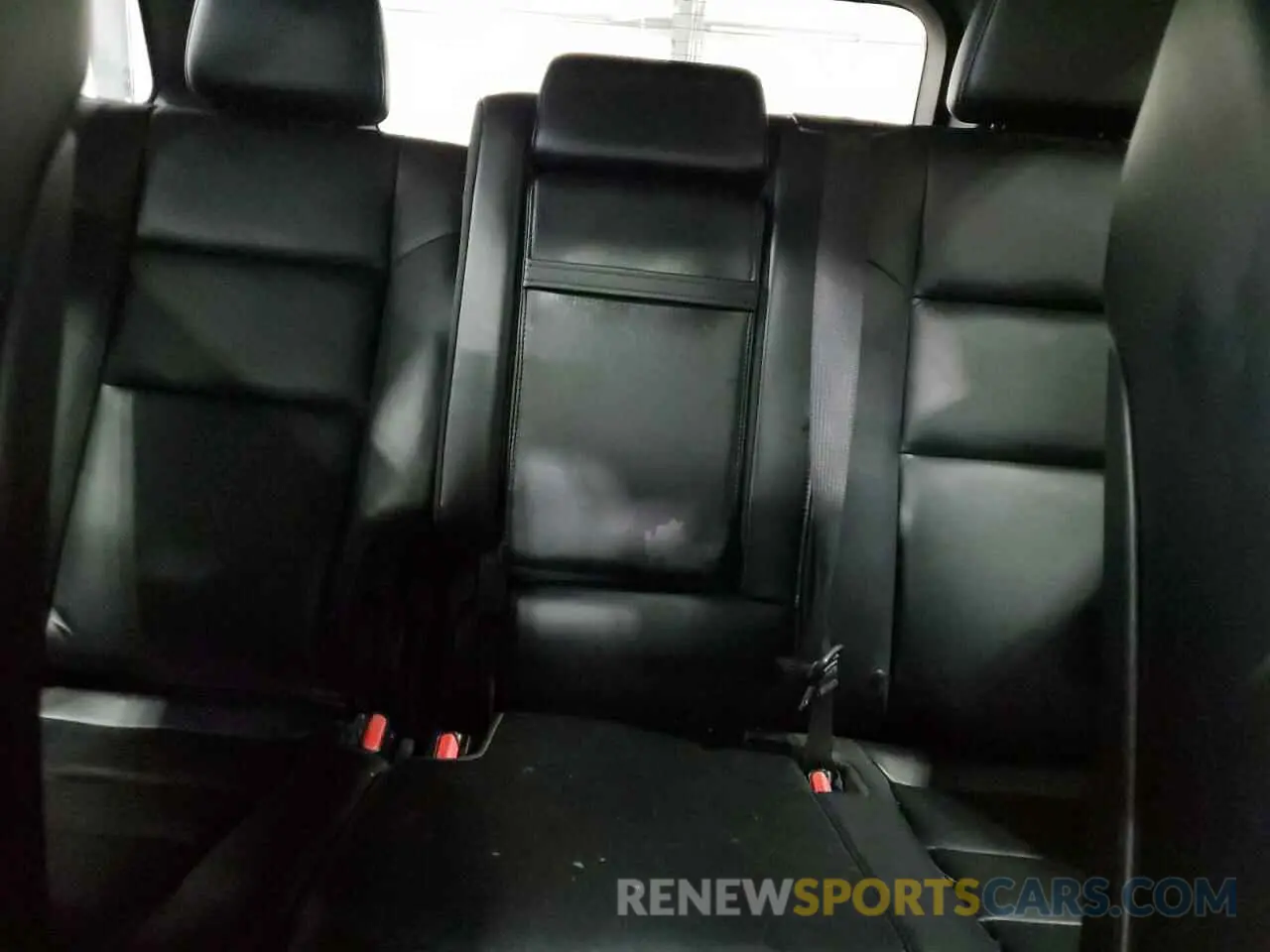 10 Photograph of a damaged car 1C4RJFBG7KC741118 JEEP GRAND CHER 2019