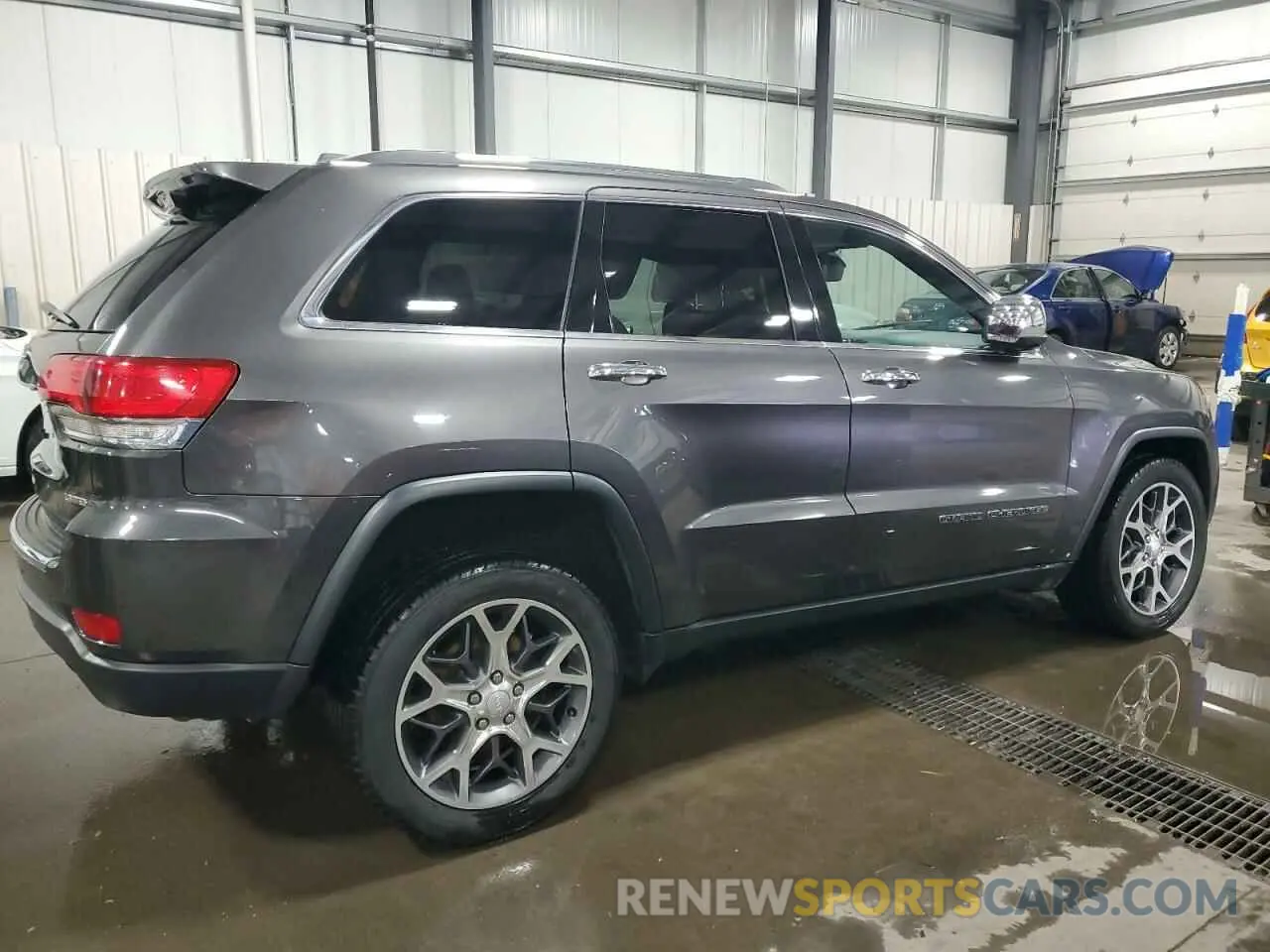 3 Photograph of a damaged car 1C4RJFBG7KC741118 JEEP GRAND CHER 2019