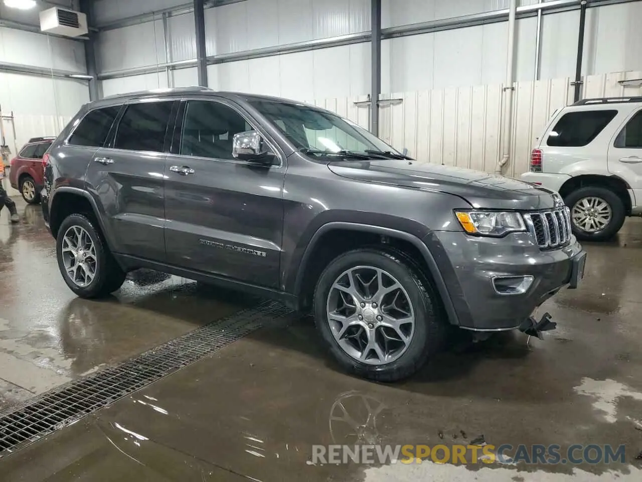 4 Photograph of a damaged car 1C4RJFBG7KC741118 JEEP GRAND CHER 2019