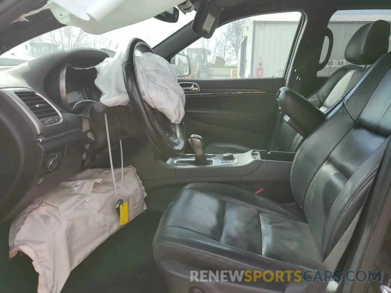 7 Photograph of a damaged car 1C4RJFBG7KC806176 JEEP GRAND CHER 2019