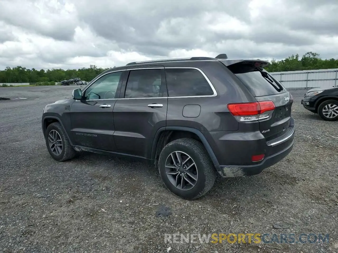 2 Photograph of a damaged car 1C4RJFBG8KC697405 JEEP GRAND CHER 2019
