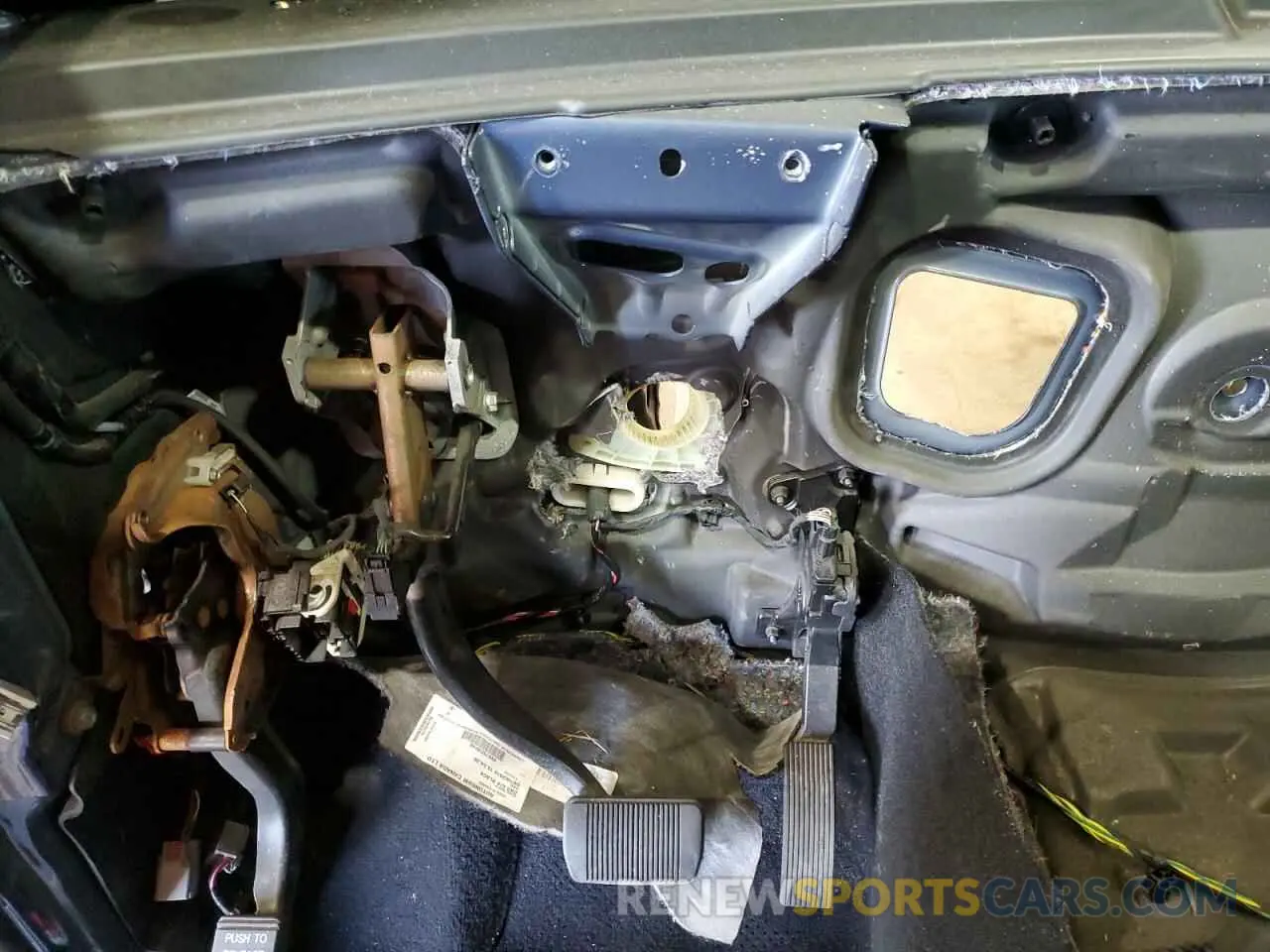 9 Photograph of a damaged car 1C4RJFBG8KC788299 JEEP GRAND CHER 2019