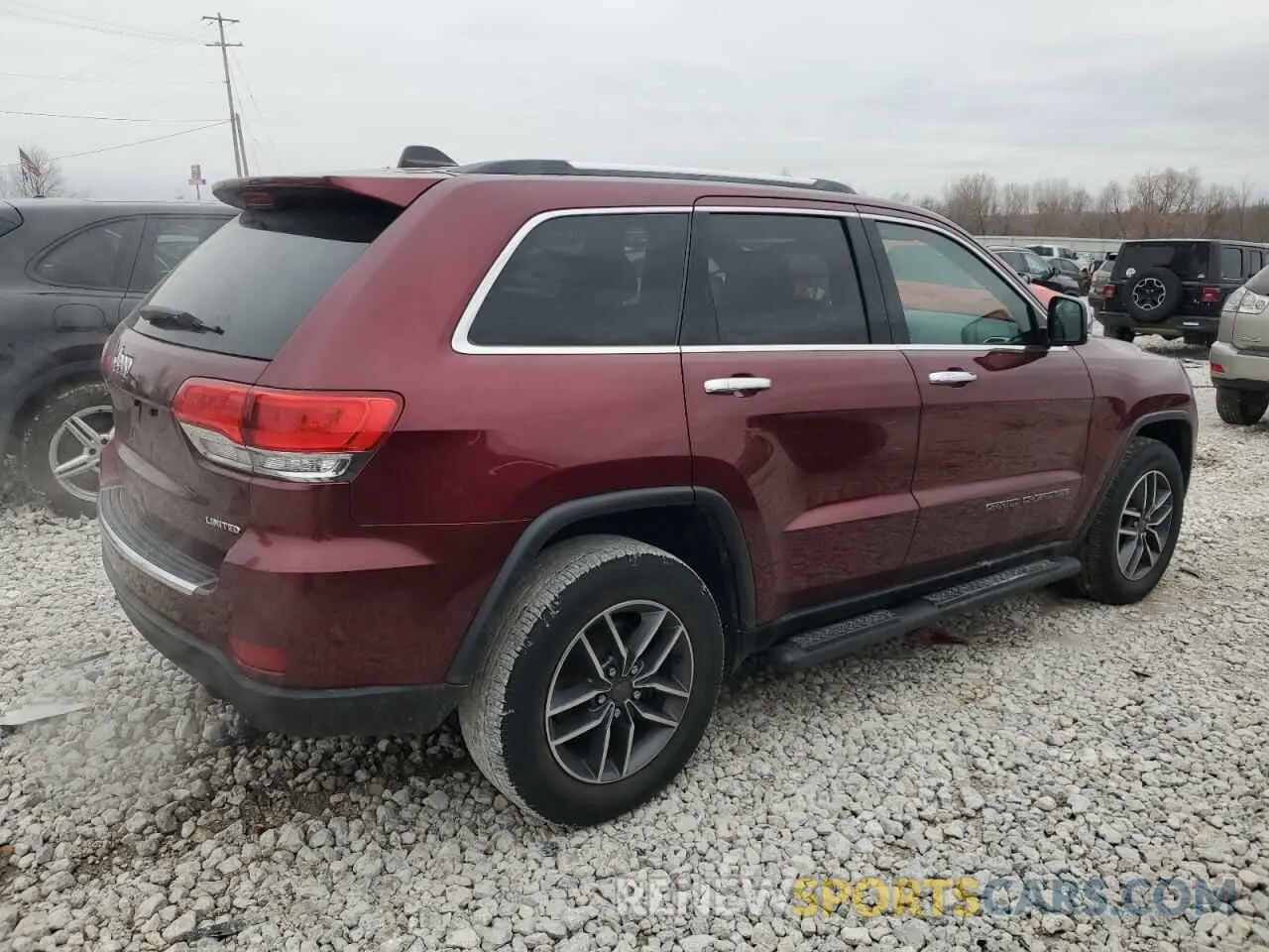 3 Photograph of a damaged car 1C4RJFBG8KC829689 JEEP GRAND CHER 2019
