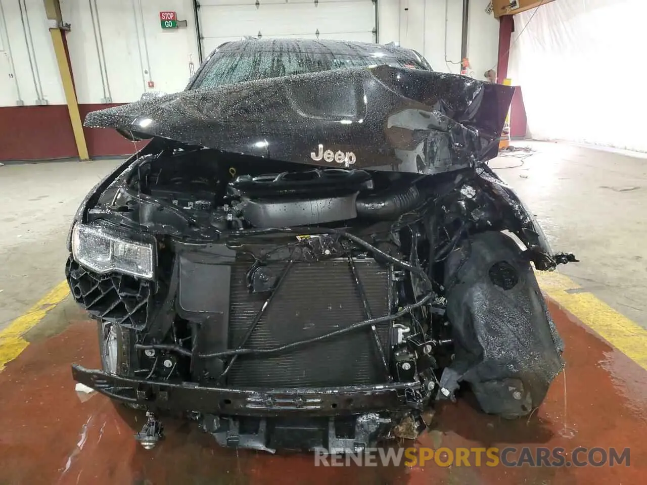 5 Photograph of a damaged car 1C4RJFBG9KC761046 JEEP GRAND CHER 2019