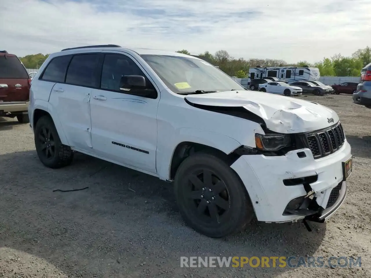 4 Photograph of a damaged car 1C4RJFBGXKC558425 JEEP GRAND CHER 2019