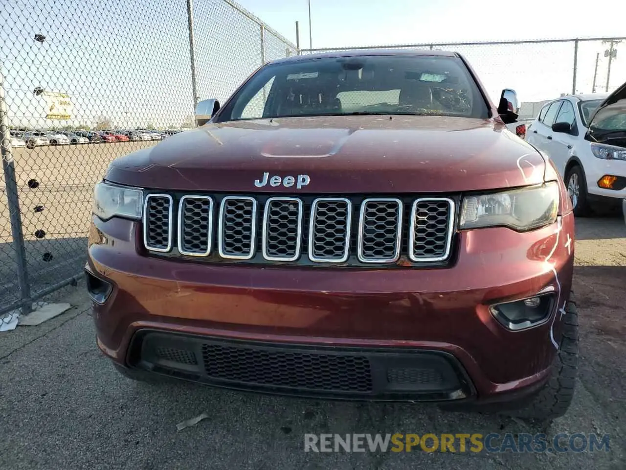 5 Photograph of a damaged car 1C4RJFBGXKC679861 JEEP GRAND CHER 2019