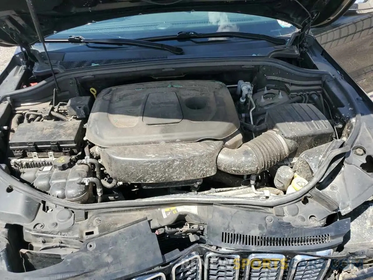13 Photograph of a damaged car 1C4RJFBGXKC758141 JEEP GRAND CHER 2019
