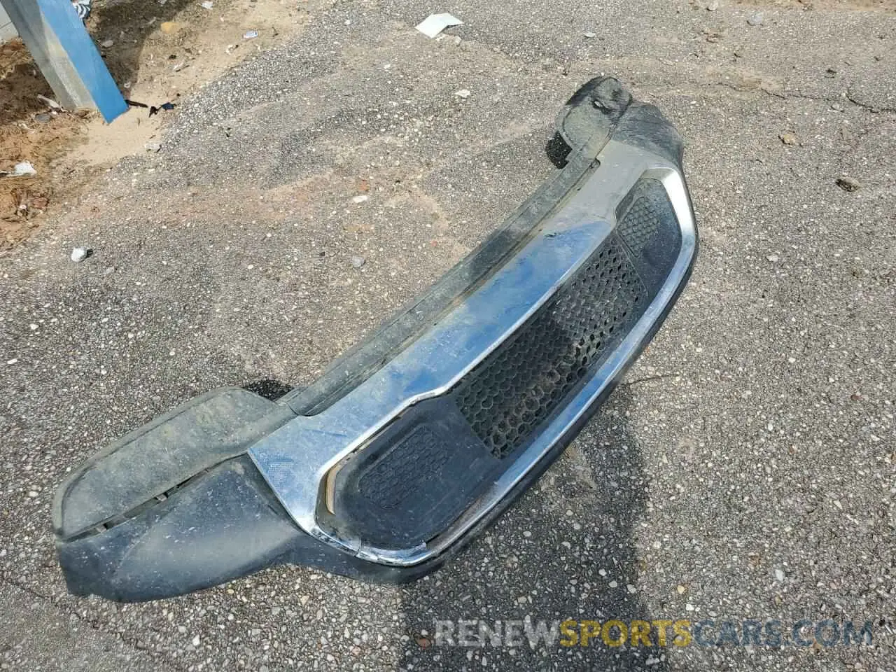 15 Photograph of a damaged car 1C4RJFBGXKC758141 JEEP GRAND CHER 2019