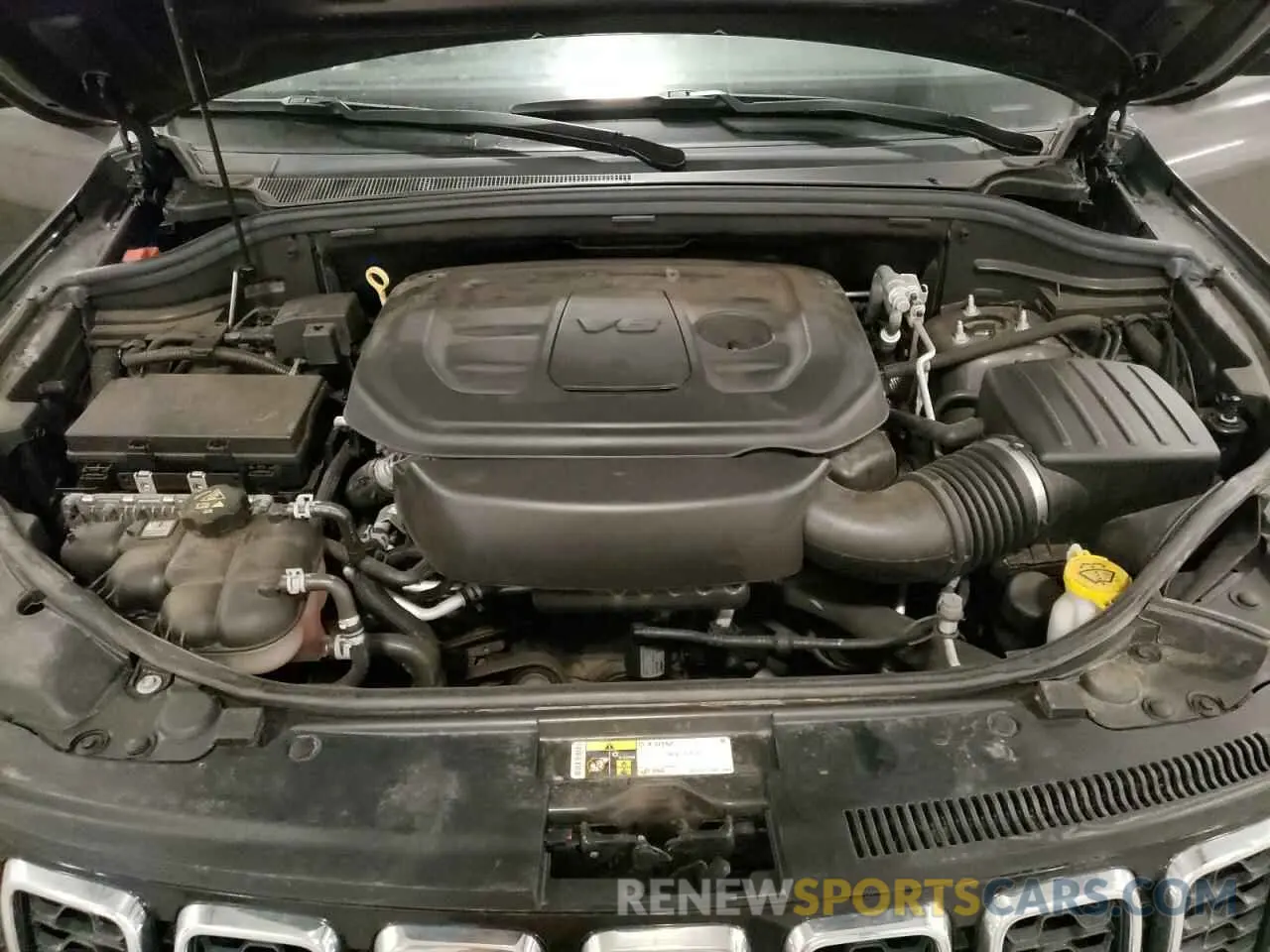 13 Photograph of a damaged car 1C4RJFBGXKC809637 JEEP GRAND CHER 2019