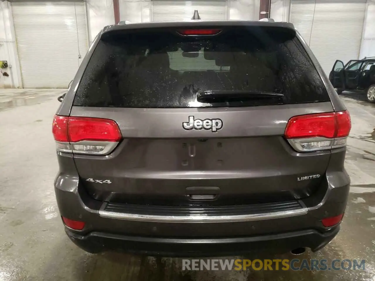 6 Photograph of a damaged car 1C4RJFBGXKC809637 JEEP GRAND CHER 2019