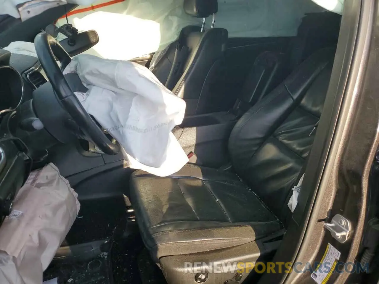 7 Фотография поврежденного автомобиля 1C4RJFBGXKC854688 JEEP GRAND CHER 2019