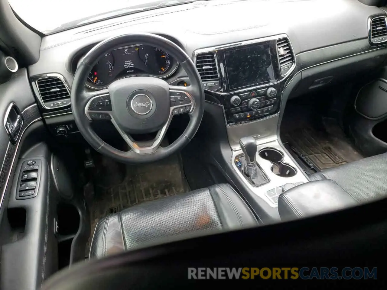 8 Photograph of a damaged car 1C4RJFCG0KC636953 JEEP GRAND CHER 2019
