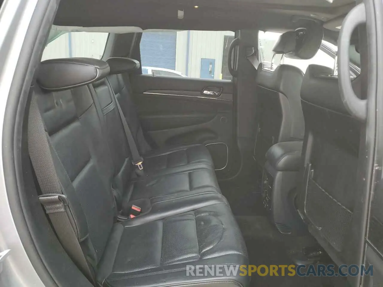 11 Photograph of a damaged car 1C4RJFCG6KC596121 JEEP GRAND CHER 2019
