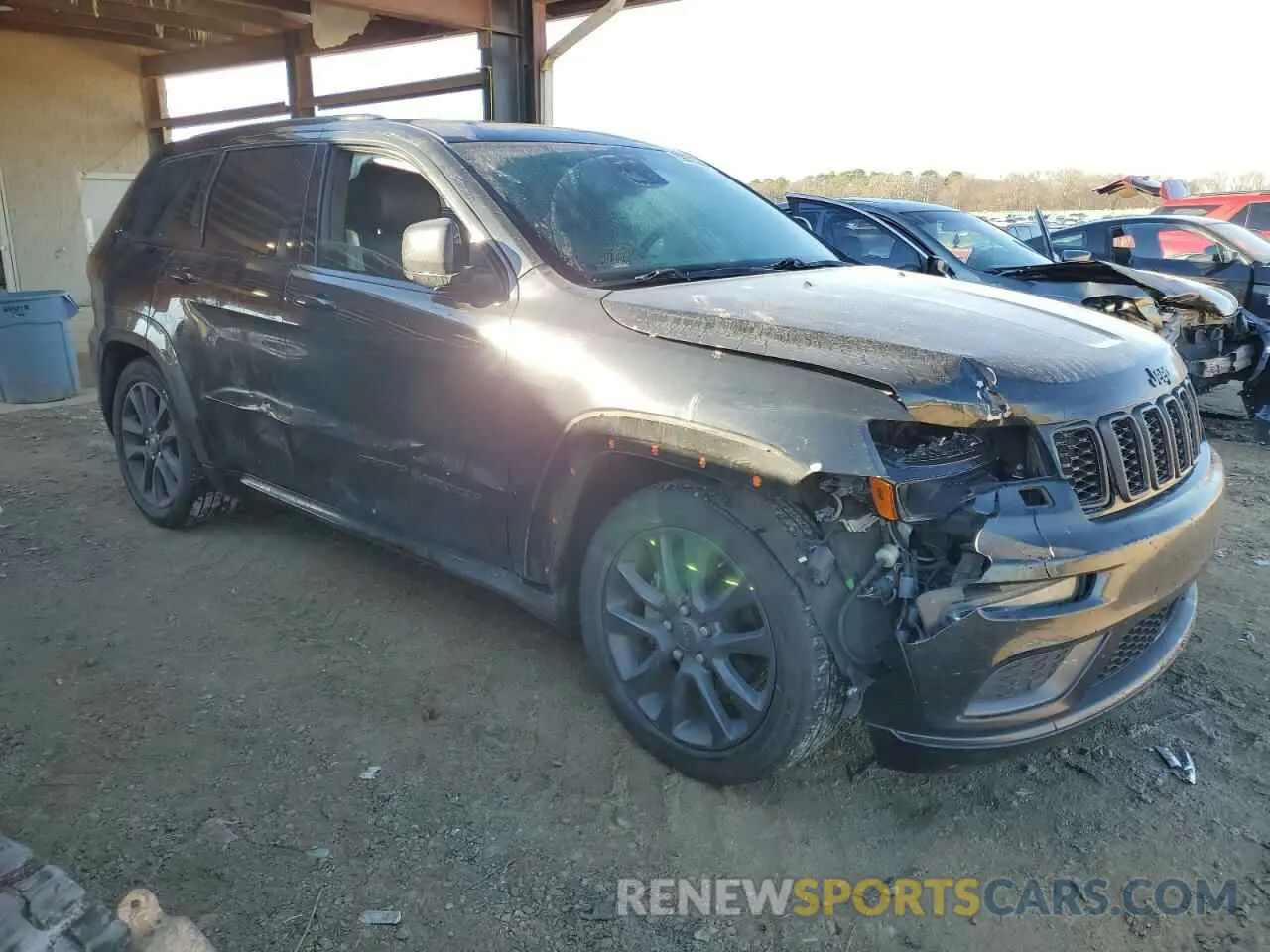 4 Photograph of a damaged car 1C4RJFCG9KC637633 JEEP GRAND CHER 2019