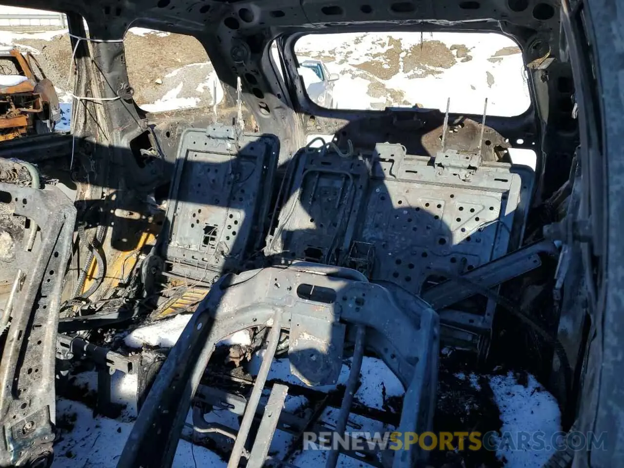 10 Фотография поврежденного автомобиля 1C4RJFCT1KC655573 JEEP GRAND CHER 2019