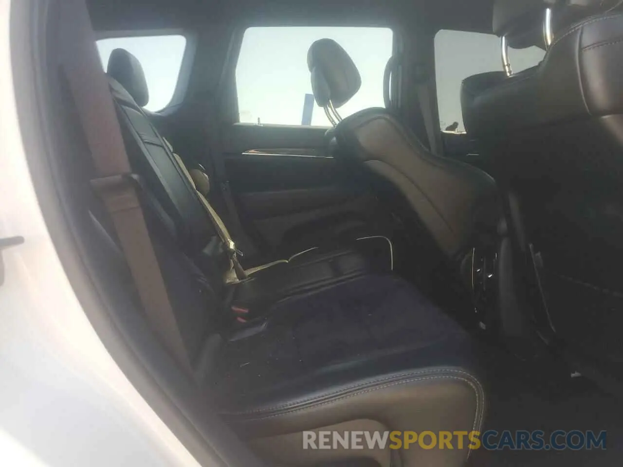 11 Фотография поврежденного автомобиля 1C4RJFDJ3KC710862 JEEP GRAND CHER 2019