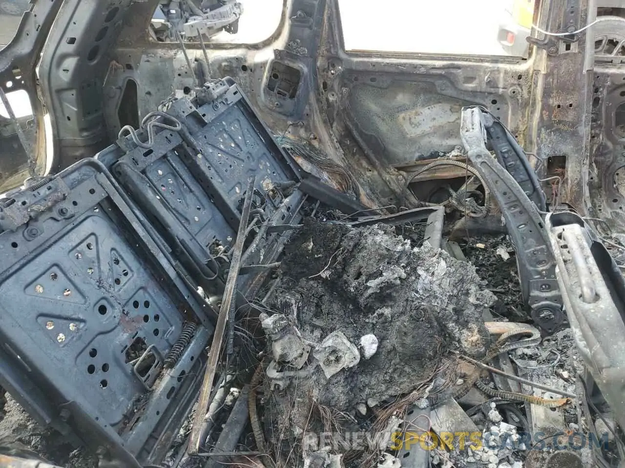 10 Photograph of a damaged car 1C4RJFDJ5KC551505 JEEP GRAND CHER 2019