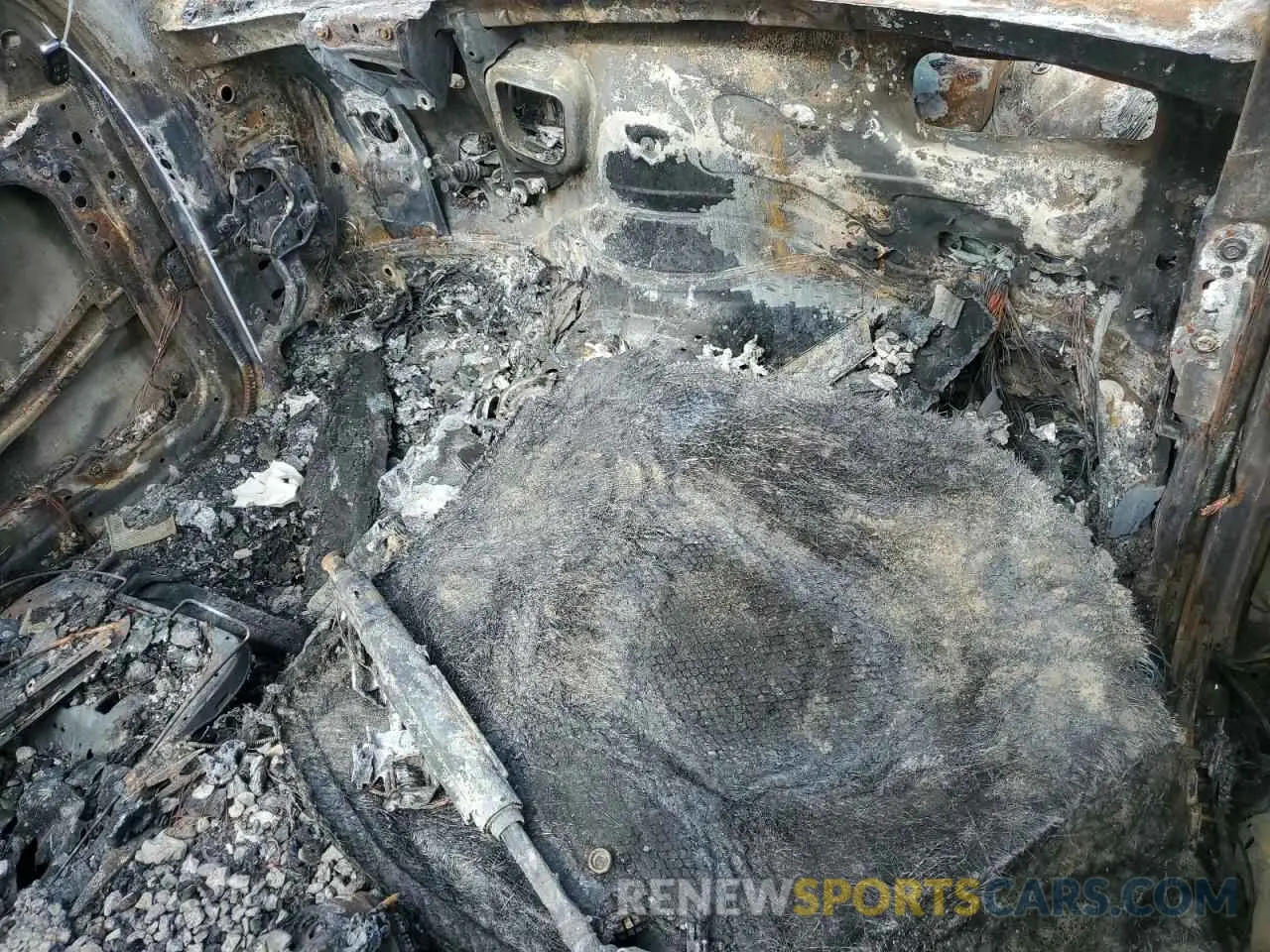 8 Photograph of a damaged car 1C4RJFDJ5KC551505 JEEP GRAND CHER 2019