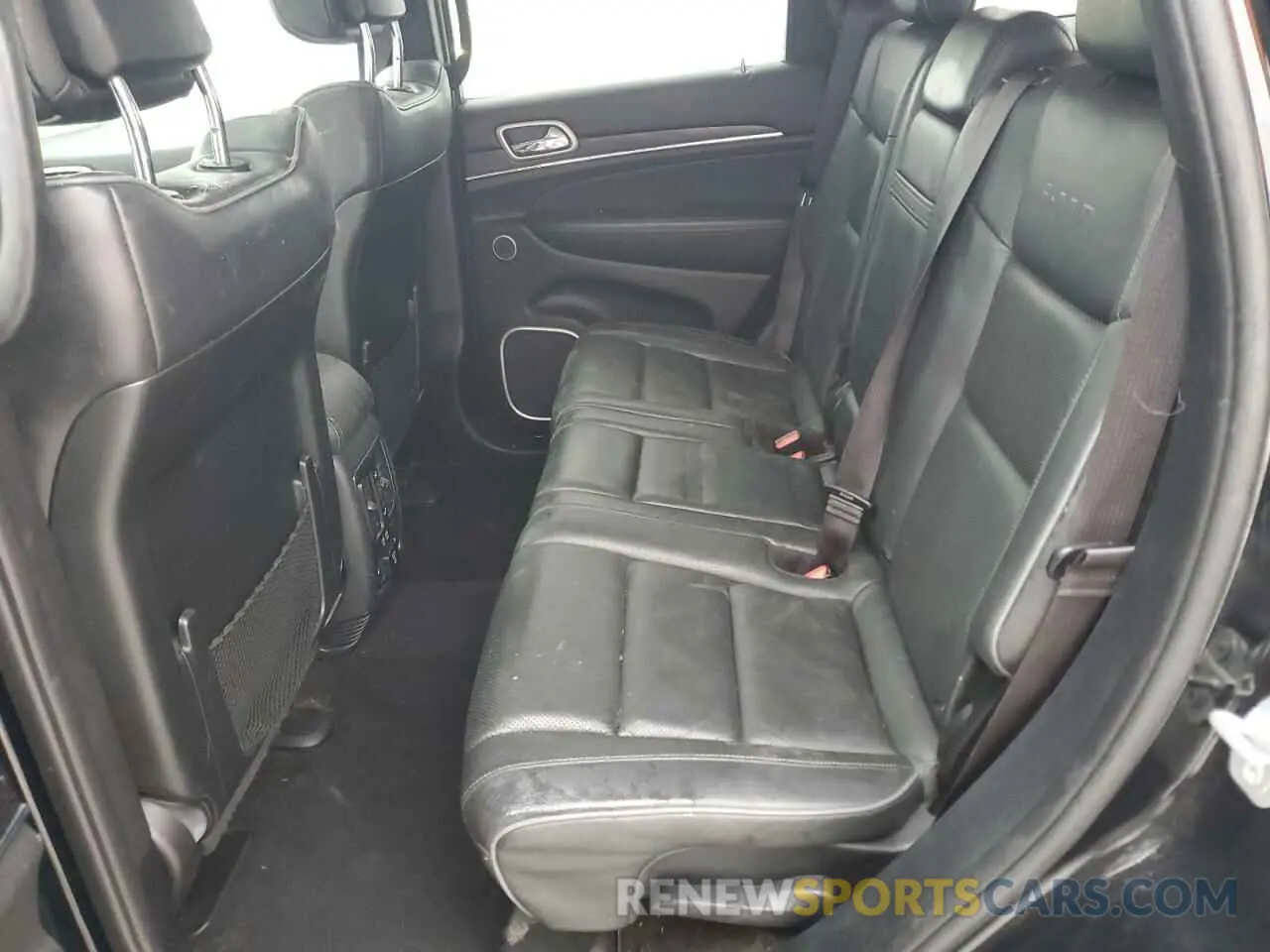 11 Photograph of a damaged car 1C4RJFJTXKC689319 JEEP GRAND CHER 2019