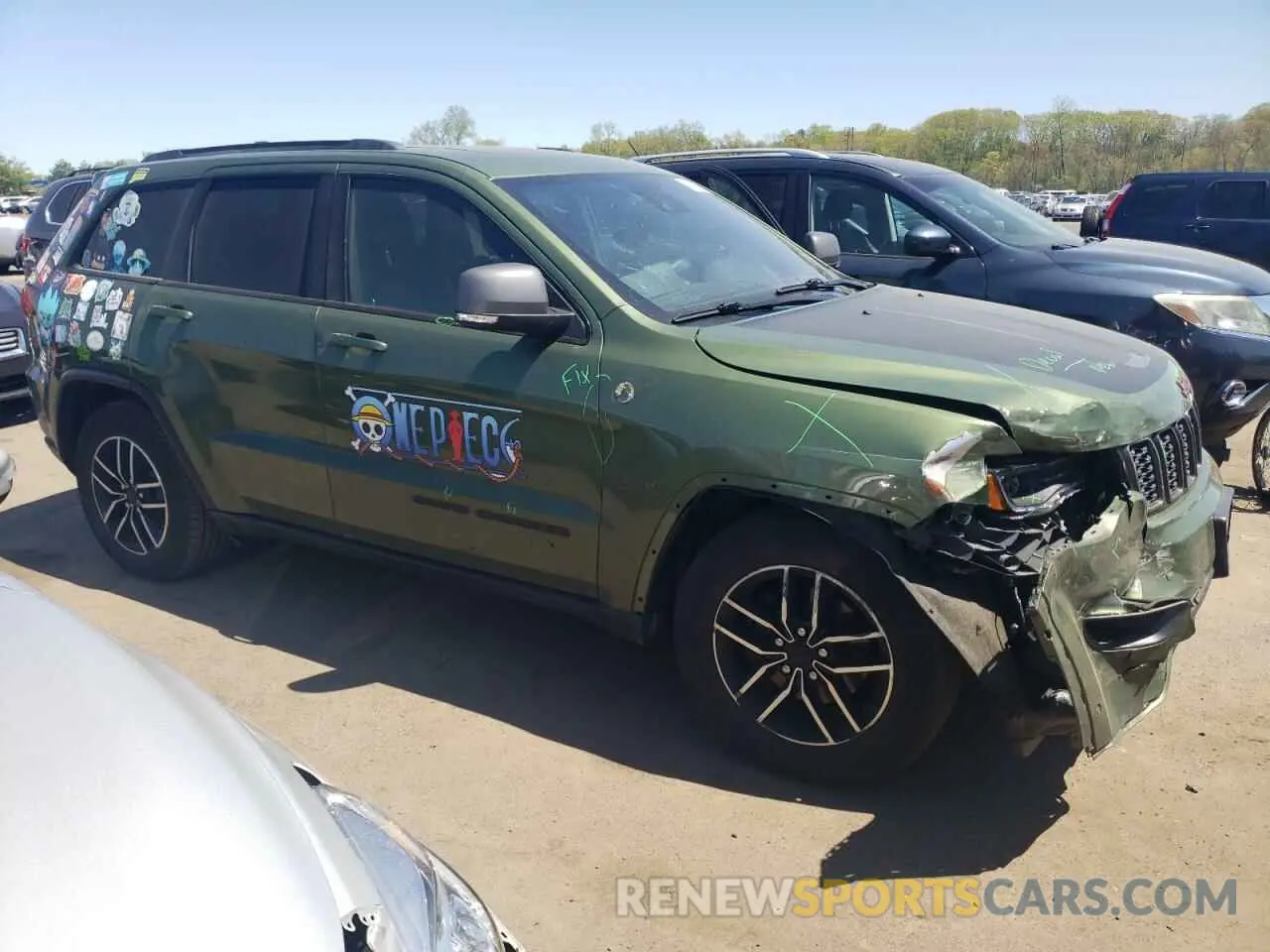 4 Фотография поврежденного автомобиля 1C4RJFLG1KC810528 JEEP GRAND CHER 2019