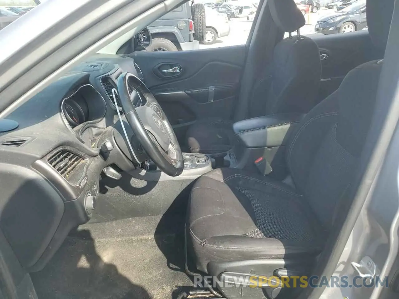 7 Фотография поврежденного автомобиля 1C4PJLCB6LD654833 JEEP GRAND CHER 2020