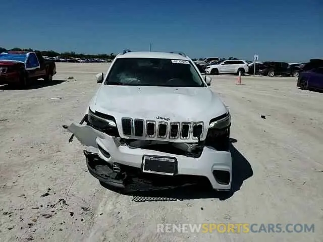 11 Photograph of a damaged car 1C4PJLCB8LD519482 JEEP GRAND CHER 2020