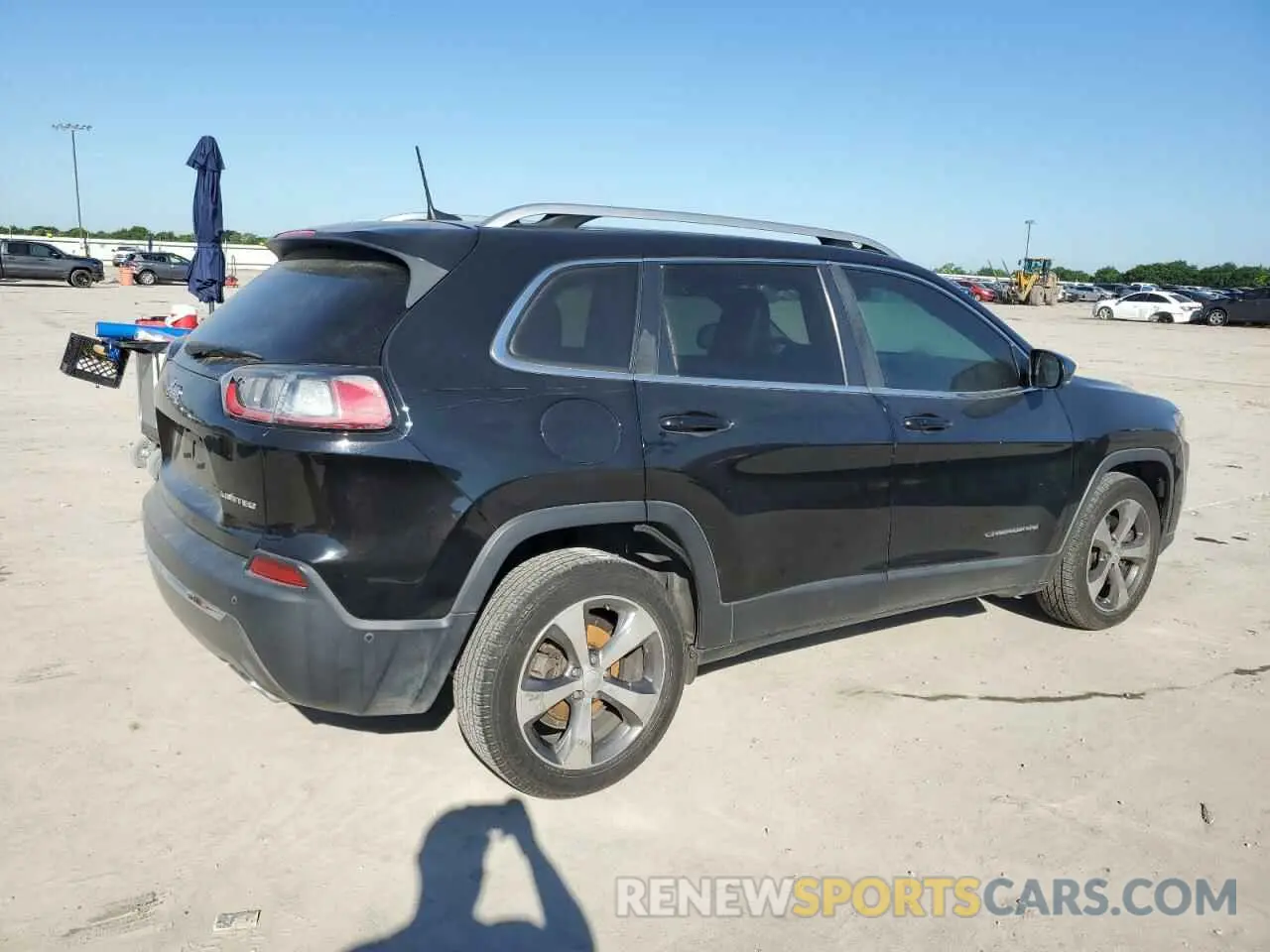 3 Фотография поврежденного автомобиля 1C4PJLDN4LD585441 JEEP GRAND CHER 2020